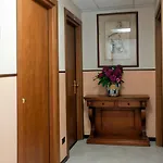 Boston 3* ستريزا
