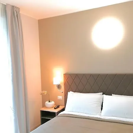 호텔 Boston 3*